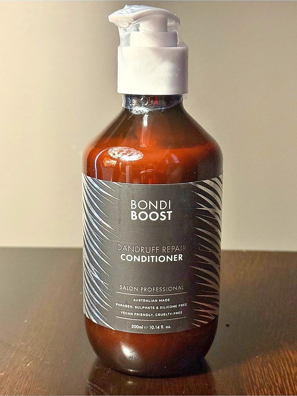Bondi Boost Dandruff Repair Conditioner 300 mL NWT